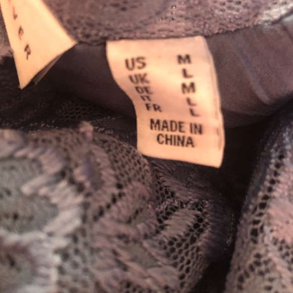 Susan Graver Stretch Lace Mock-Neck Sleeveless Top - Picture 4 of 6